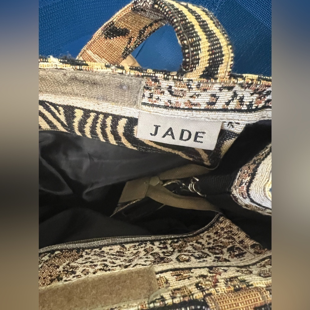 Jade safari theme Tote - Picture 11 of 15